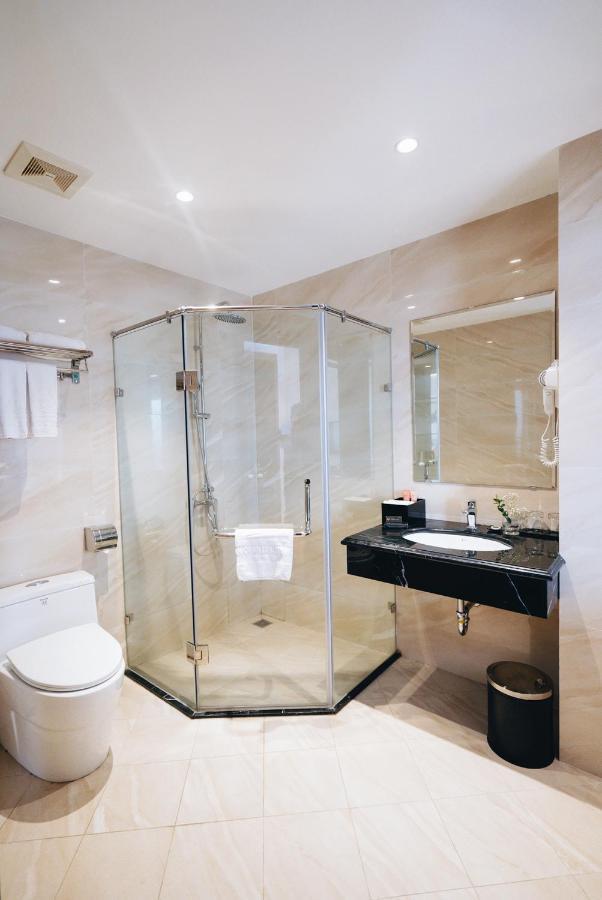 Manh Quan Luxury Hotel Vinh Yen Bagian luar foto