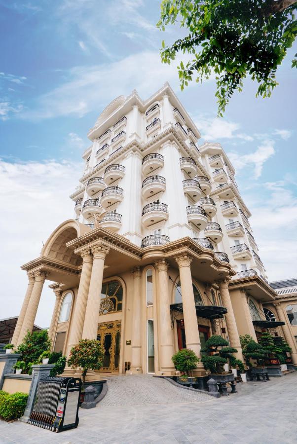 Manh Quan Luxury Hotel Vinh Yen Bagian luar foto