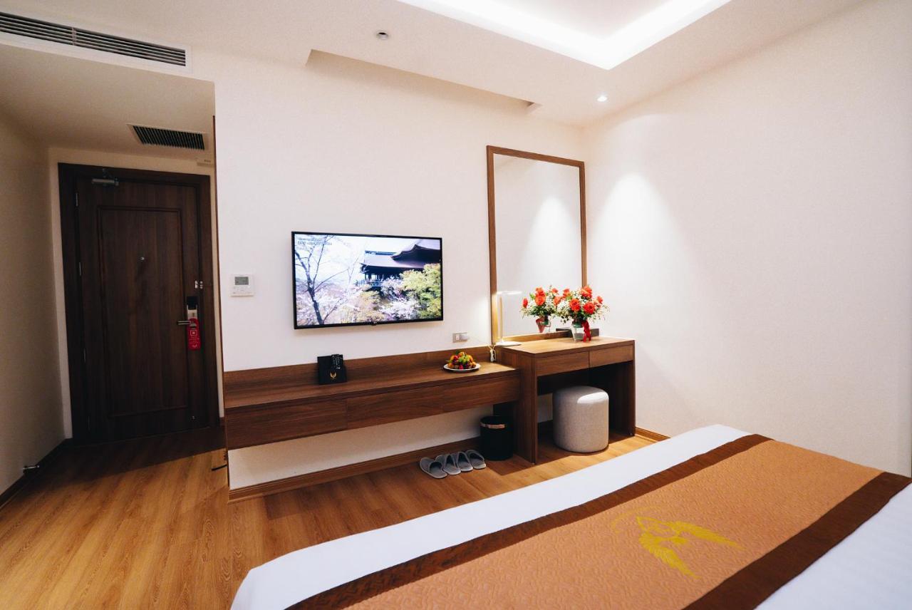 Manh Quan Luxury Hotel Vinh Yen Bagian luar foto